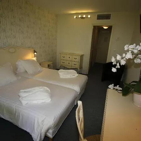 Napoleon Hotel 3*