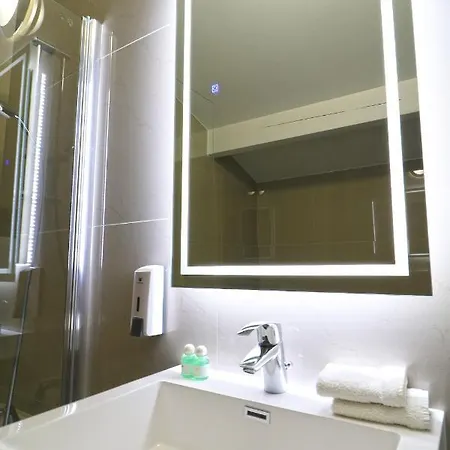 Napoleon Hotel 3*